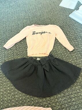 Janie and Jack Bonjour Sweater & Black Bow Skirt Outfit Set Girls 12-18 Months
